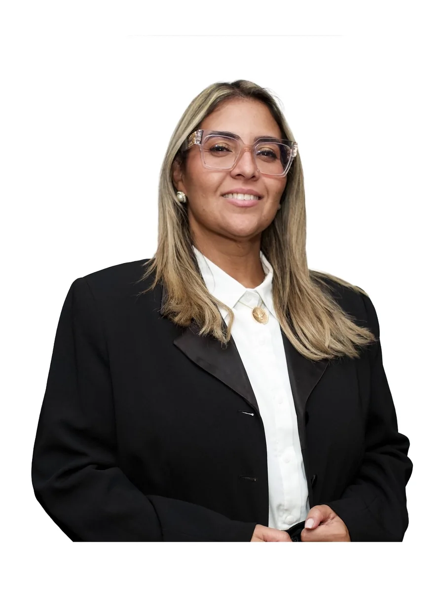 Bruna Da Silva, Office Director at Worldwide Legal Services