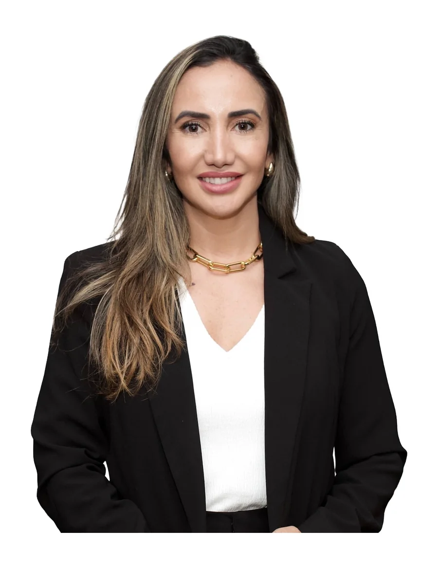 Dayanna da Silva, Paralegal at Worldwide Legal Services